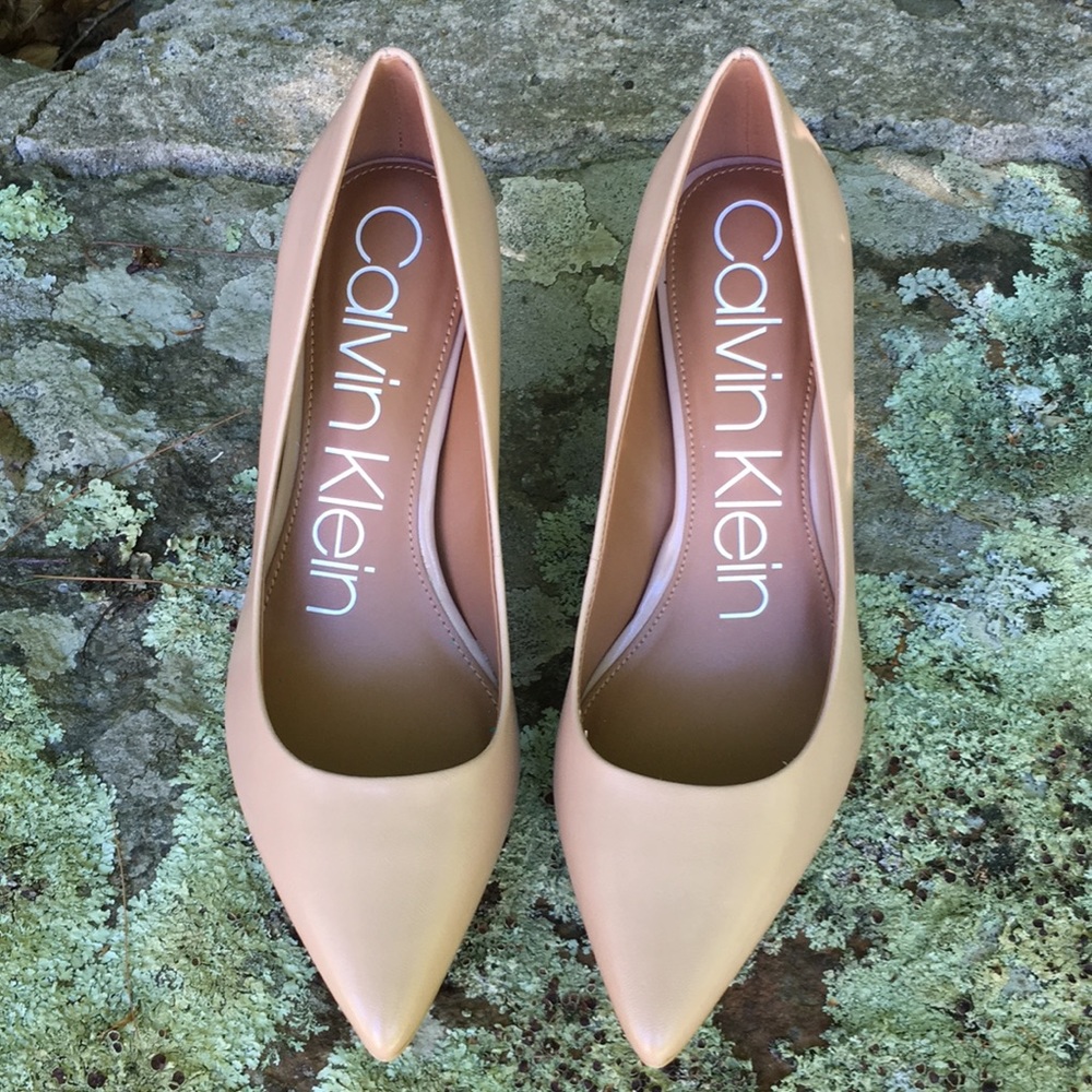 NEW - Calvin Klein Authentic Leather Heels - Picture 2 of 3
